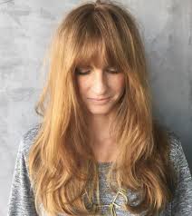 Le scelte migliori per il tuo tipo di volto! Top 50 Idee Per Capelli Lunghi Con Frangia 2022 Capellidistile It