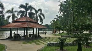 The perdana botanical garden, formerly known as taman tasik perdana or lake gardens, is situated in the heritage park of kuala lumpur. Perdana Botanical Garden Lake Gardens Kuala Lumpur Tickets Tours Book Now