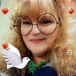 Renee Melchert's Instagram, Twitter & Facebook