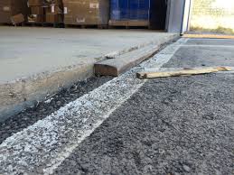 A Million Uses For Trowelpave Here S Another One The Edge Of A Concrete Shop Floor Is Higher Than Adjacent Asphalt Preventin Concrete Asphalt Photo Galleries