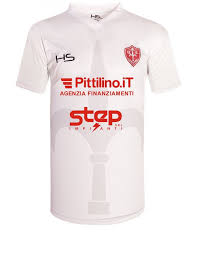 The company name originated as an acronym for the phrase w l'italia liberata e redenta, where the w is an abbreviation for viva! Us Triestina Calcio 2019 20 Away Kit