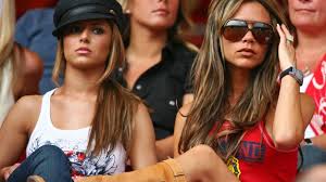 Fanpage der dfb mannschaft 👉 wir sind nicht die offizielle seite! Fussball Wm In Sudafrika Flugverbot Fur Spielerfrauen Sport Sz De