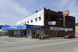 We process your clothes differently, so they will never have a chemical smell. 2801 13 W Montrose Ave Chicago Il 60618 Loopnet Com