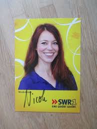 Lea wagner weiß genau, wovon sie spricht. Swr Moderatorin Nicole Koster Handsigniertes Autogramm Kaufen Bei Hood De