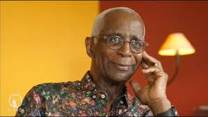 Daniel Maximin, 5 Questions pour Île en île