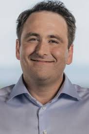 Gregory Whitten's Instagram, Twitter & Facebook