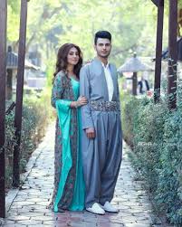 Ich sage es dir, du hast erst gewonnen, wenn sie im brautkleid vor dir steht und deinen nachnamen trägt.! Ø²Û†Ø± Ø¬ÙˆØ§Ù†Û• Kurdische Kleider Modestil Kleider Abendkleid Abendkleid