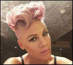 See The Best Short Hairstyles Ever Rocked By Pop Punk Princess Pink Styles And More Interesting Things Pink Haircut Short Hair Styles Hair Styles