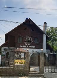 Camerele sunt situate la etaj 4 din ele avand vedere catre dunare, 2 catre parcarea casei. Cazare Orsova FÄrÄ Intermediari HartÄ Tarife Èi RezervÄri