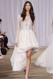 Maybe you would like to learn more about one of these? Vokuhila Brautkleider