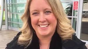 Mandy Henry's Instagram, Twitter & Facebook