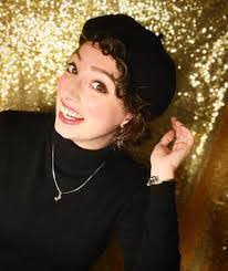 Sara Lessmann's Instagram, Twitter & Facebook