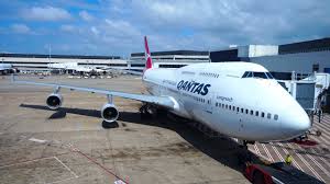 Qantas Premium Economy Review Boeing 747 400 Sydney To Hong Kong Qf127