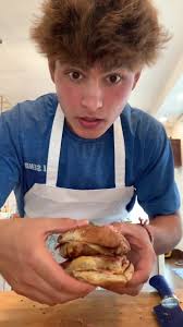 baconator 615 calories 74 grams of protein #foodlover #wendys #areyouhungry  @Wendy’s