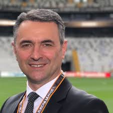 Stadyum yorumcuları, bursaspor'da kadro dışı bırakılan ali akman'ın durumunu değerlendirdi.#ali akman #stadyum #bursaspor Alp Pehlivan Alppehlivan1 Twitter