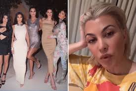 Kourtney Kardashian snubbed by sister