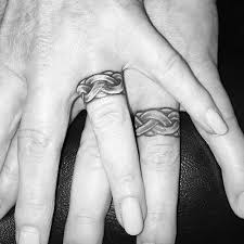 The average cost of an engagement ring in the us is around $5000, and the average cost of wedding bands ranges from $560 to $1400. 18 Lovely Wedding Ring Tattoos That Symbolize Your Love 2019