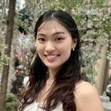 Daphne Coy's Instagram, Twitter & Facebook