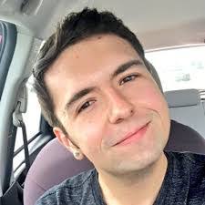 Rebekah Peck's Instagram, Twitter & Facebook