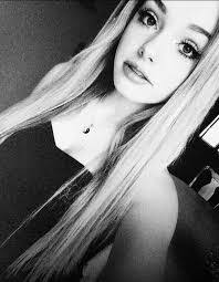 Lina Edwards's Instagram, Twitter & Facebook