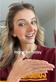 sophie warshauer (@thecommandersgirl)