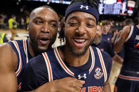 Girls basketball: Lady Raiders keep pace in 6-AAAAAA