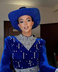 ☀️ UN DÍA como Maquillador en QUEVEDO ✨ Es un placer siempre dejar aún mas  preciosas a mis clientas.💕 Para citas y más al DM 💬 WhatsApp: 0990902040  📲 MUA: @aronobando.mua #aaronobandomua #makeupartist #quevedo #makeup