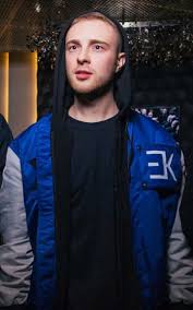 песня тимати и егора крида где ты где я Pin Ot Polzovatelya Meri Na Doske Egor Kreed Pevec Pevcy Znamenitosti