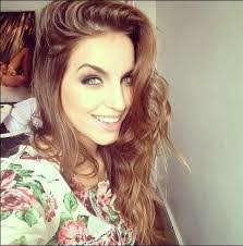 Luisa Lima's Instagram, Twitter & Facebook