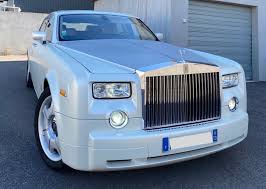 Bonjour à tous venez profiter des quelques dates encore disponibles pour 2020 au tarif spécial salon du mariage et louez une voiture de rêve. Location Voiture De Luxe Marseille Delux Rolls Location