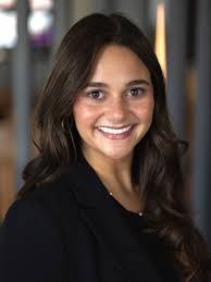 Olivia Fox's Instagram, Twitter & Facebook