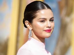 Lose you to love me. Selena Gomez Launches Makeup Line Rare Beauty Elle Canada