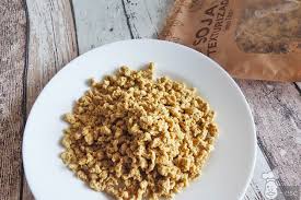 Además del poroto, siempre difícil de tiernizar, ahora se puede conseguir en otras formas que facilitan su uso en la cocina. Soja Texturizada Que Es Como Se Cocina Propiedades Y Receta De Albondigas De Soja Al Horno El Saber Culinario