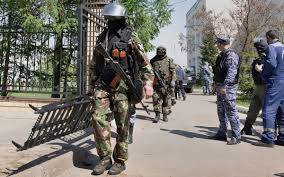Полицейские продолжают разбираться в обстоятельствах трагедии, которая произошла сегодня утром в одной из казанских школ. Fza1qvhfwgmom