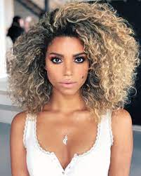 Pin By Miss 24k On Metisses Curly Hair Styles Long Bob Hairstyles Long Layered Bob Hairstyles