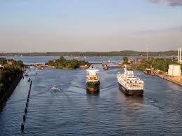 The vintage footage in this video has been uploaded for research purposes, and is presented in unedited form. Traveloscopy Travelblog Kaiser S Kiel Canal