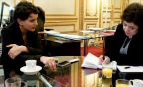 Alors qu'emmanuel macron a annoncé la suppression de l'ecole nationale d'administration Najat Vallaud Belkacem Ce Qui Fait Filiation C Est Le Parent Social Causeur