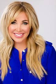 Megan Morris's Instagram, Twitter & Facebook