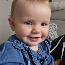 Is there anywhere that show soccer games, I'm looking to watch the Arsenal  vs Manchester City game tomorrow morning at 10:30am, anywhere with a good  atmosphere for this?