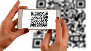 Как проверить и показывать qr код. V Polshe Vseh Privityh Ot Koronavirusa Pometyat Qr Kodom Ia Krasnaya Vesna