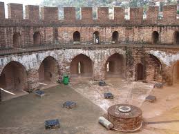 Anadolu Selcuklu Devleti Sultani I Alaeddin Keykubad In Alanya Korfezinde Selcuklu Tersanesi 1229 Ile Ayni Donemde Ve Hemen Onun Yaninda Tarih Sultan Kule