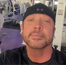 Do I need a lift to fit 35x12.5x22 tires and 22x12 wheels