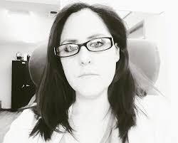 Amazon.com: Cafe Macabre II: A Collection of Horror Stories and Art by  Women eBook : Lederman, Leah, Soffe, Michelle, Spooner, Allison, Maynard,  Jeri, Manard, Stefani, Stover, Patricia , Hunter, Amy, Friess, Coriander,