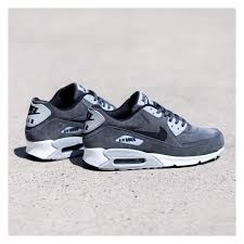 Sole Mate On Instagram Air Max 90 Ltr Anthracite Black Wolf Grey The Legendary Look Of The Air Max 90 Wi Sneakers Nike Air Max Nike Air Max 90 Nike Air Max