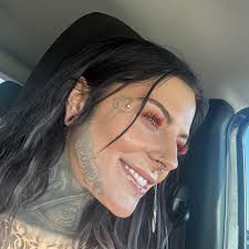 Sarah Beal (@sarah.beal.77) • Facebook