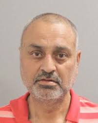 Man arrested for attempted robbery in Hicksville