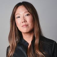 Sandy Oh's Instagram, Twitter & Facebook