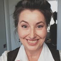 30+ "Jacqui" profiles