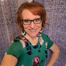 Sharon Effinger's Instagram, Twitter & Facebook