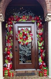 Pin By Lori Newell On Wreaths Front Door Christmas Decorations Christmas Door Decorations Christmas Decorations Garland